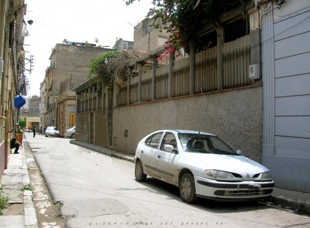 ORAN RUE MARGUERITTE QUI ETAIT LE NOM DU GENERAL JEAN AUGUSTE MARGUERITTE .JPG